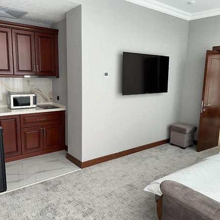 Mir Luxe Plaza Hotell Tasjkent Exteriör bild